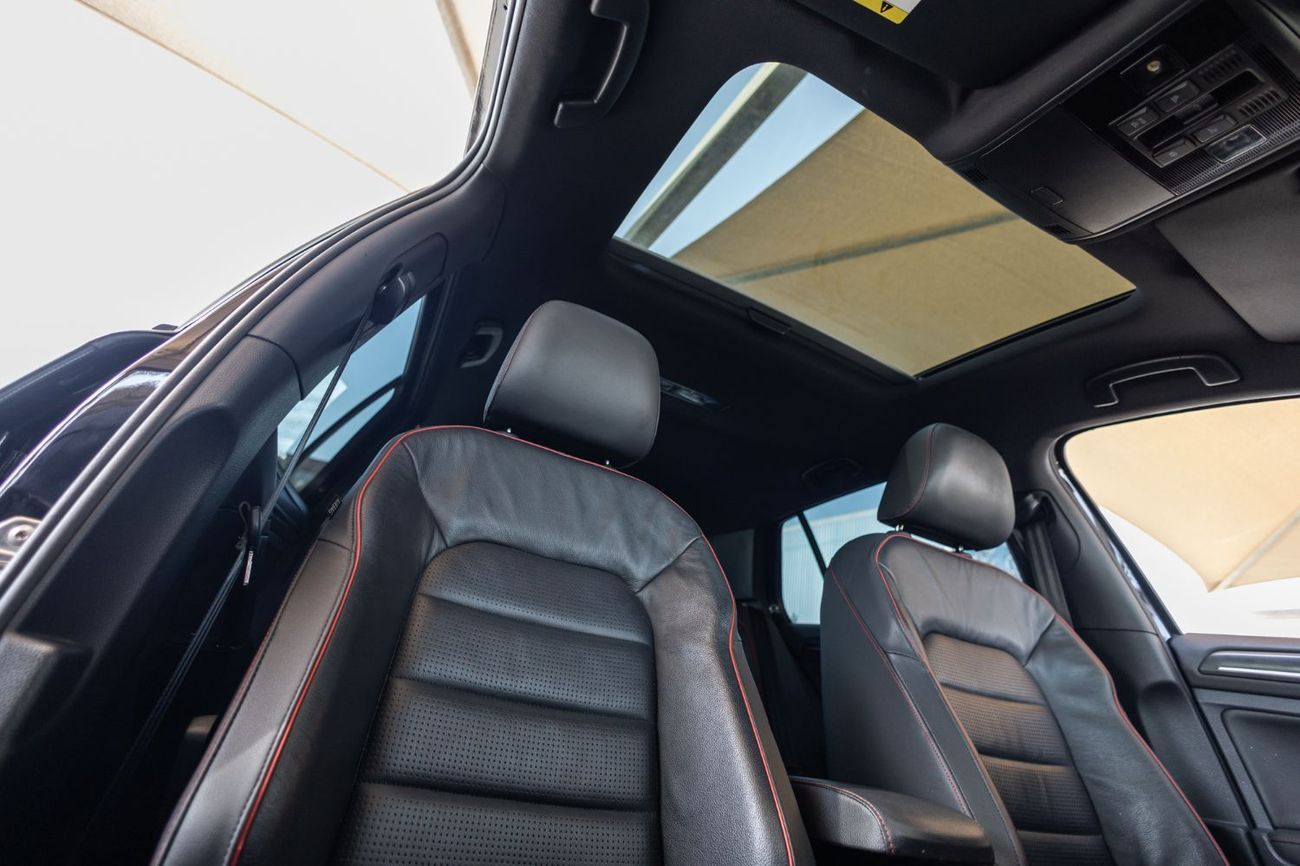 Volkswagen Golf GTI 2.0L