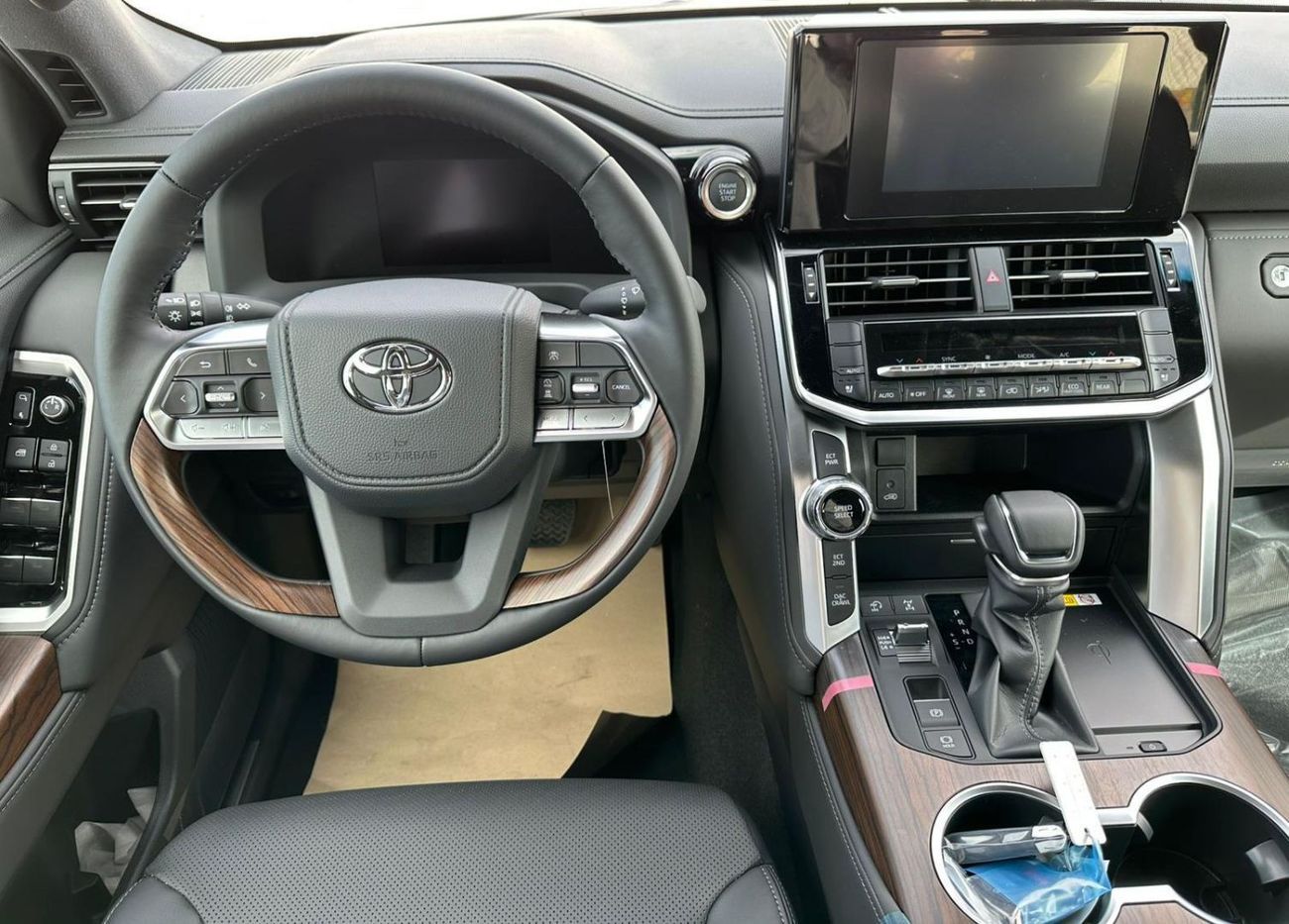 تويوتا لاند كروزر 2026 Toyota Land Cruiser GXR 4.0L AT Petrol (High Option)