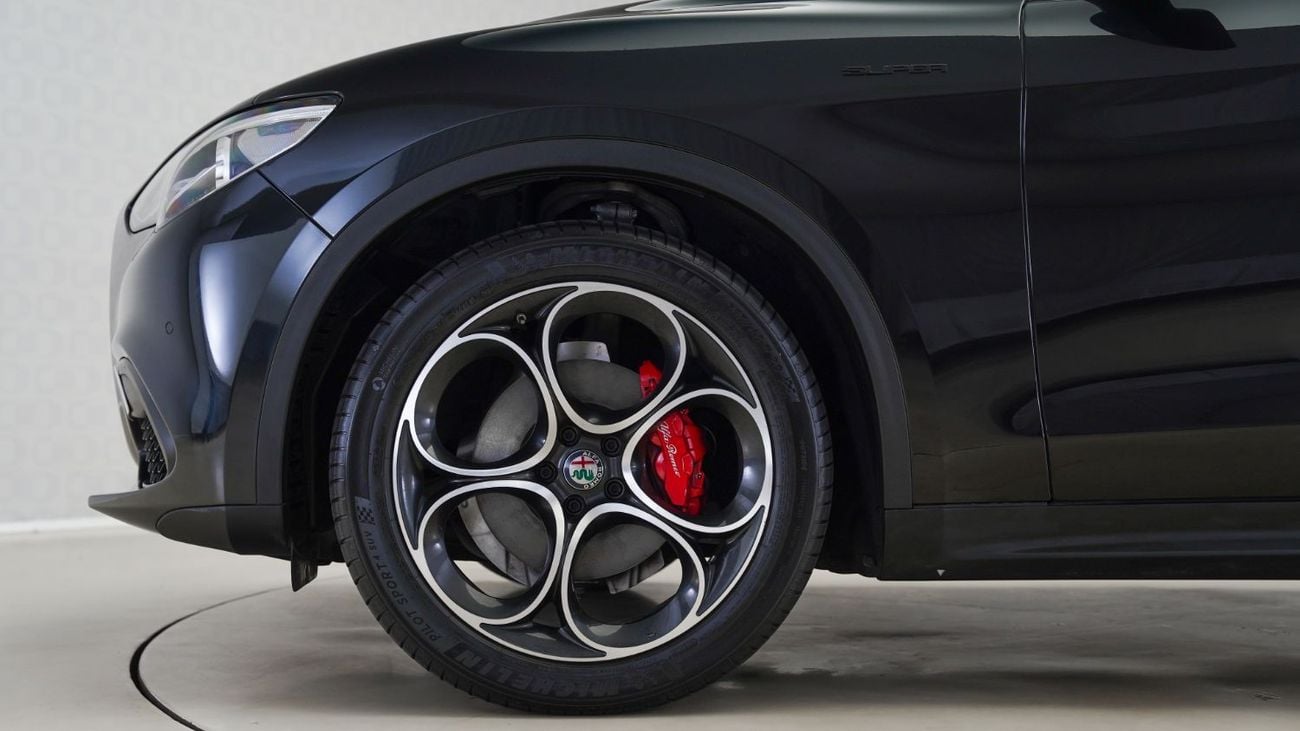 Alfa Romeo Stelvio SUPER