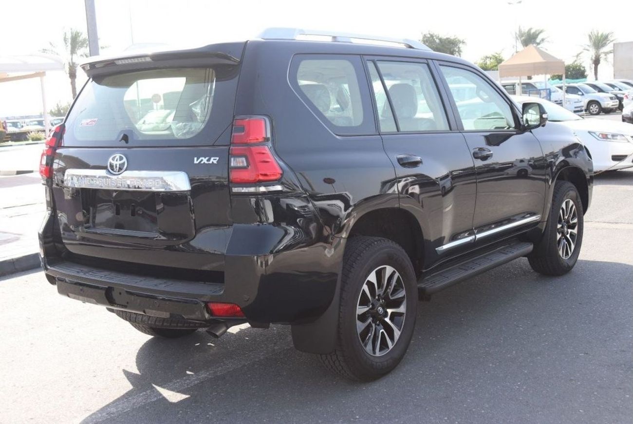 تويوتا برادو 4.0L VXR, 4X4, SUNROOF, 2 ELECTRIC SEAT, LEATHER SEAT, SEAT HEATING AND COOLING, MONITOR, 360 CAMERA