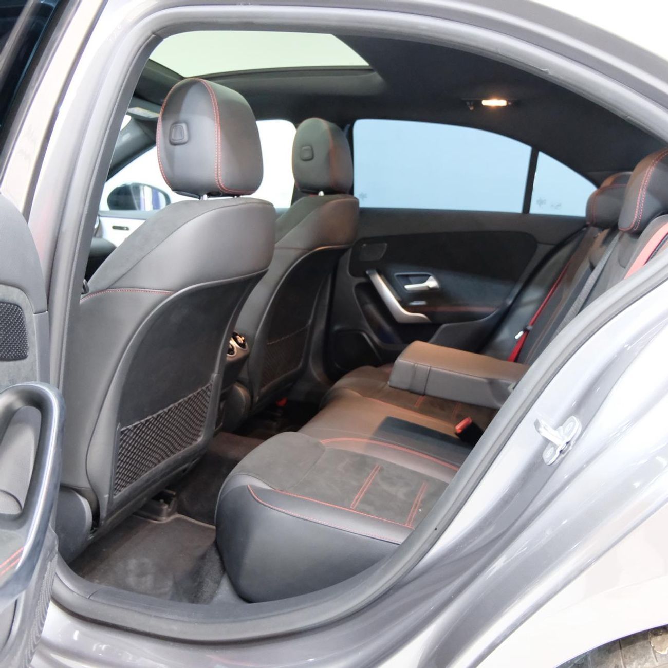 مرسيدس بنز A 35 AMG 4MATIC