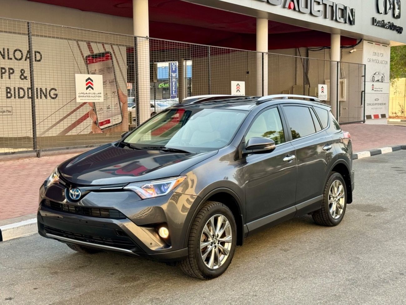 Toyota RAV4 2016 LIMITED HYBRID ENGINE FULL OPTION AWD LOW MILES USA IMPORTED