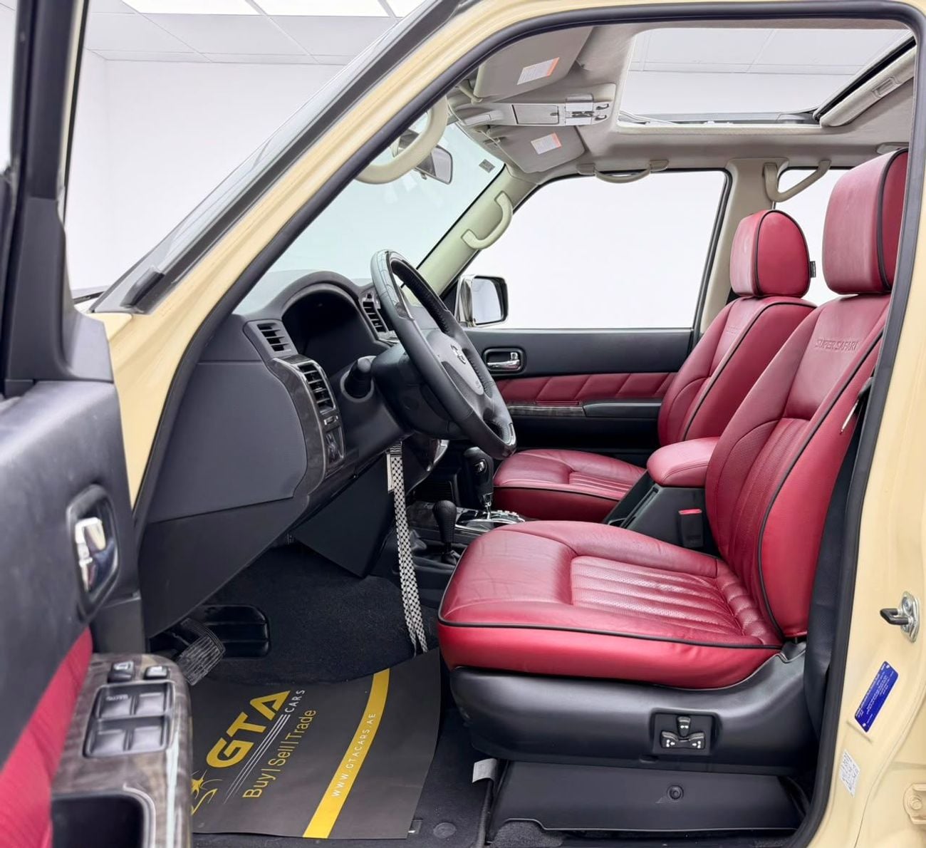 نيسان باترول 2023 Nissan Patrol Super Safari, Nov/2027 Nissan Warranty, Full Nissan Service History, GCC