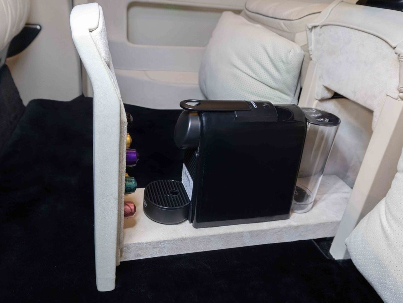 مرسيدس بنز V 300 Built by Barugzai – V300 2025 | Exclusive 1 of 5 | Additional AC