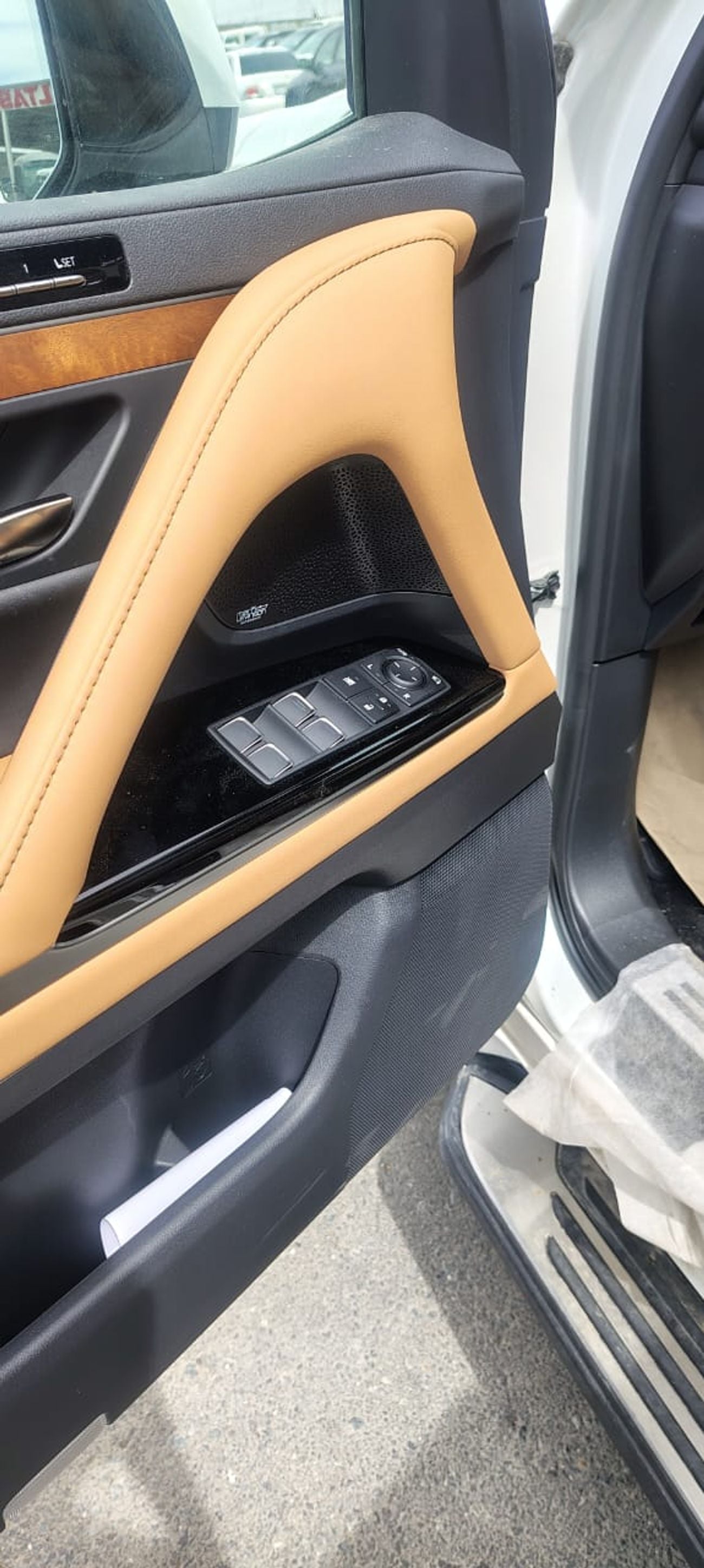 Lexus LX 700h LEXUS LX700h SIGNATURE - 3.5L - HYB - AT - 2025 MY