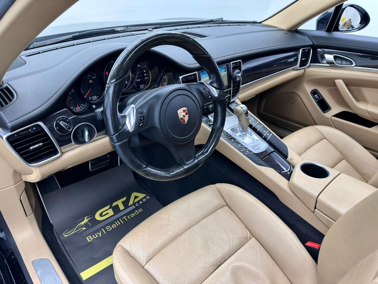 بورش باناميرا 2016 Porsche Panamera Edition, Excellent Condition, GCC