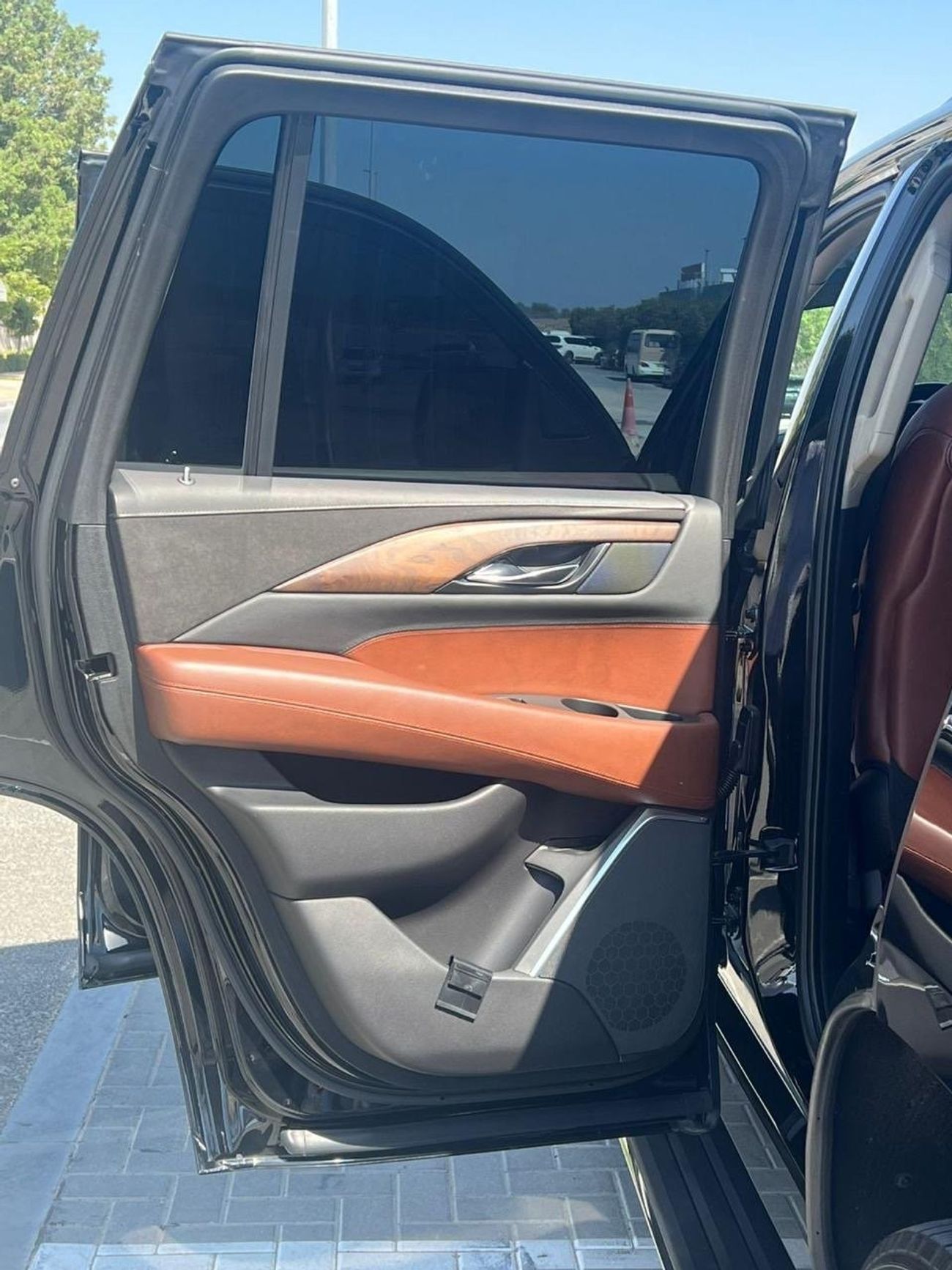 Cadillac Escalade Premium Luxury 6.2L 4WD