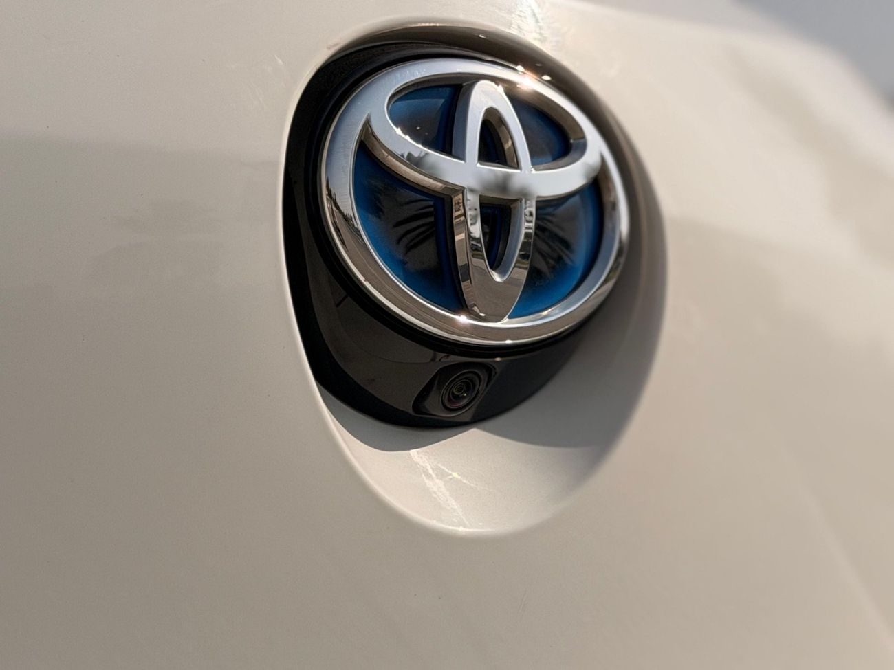 تويوتا كورولا Hybrid