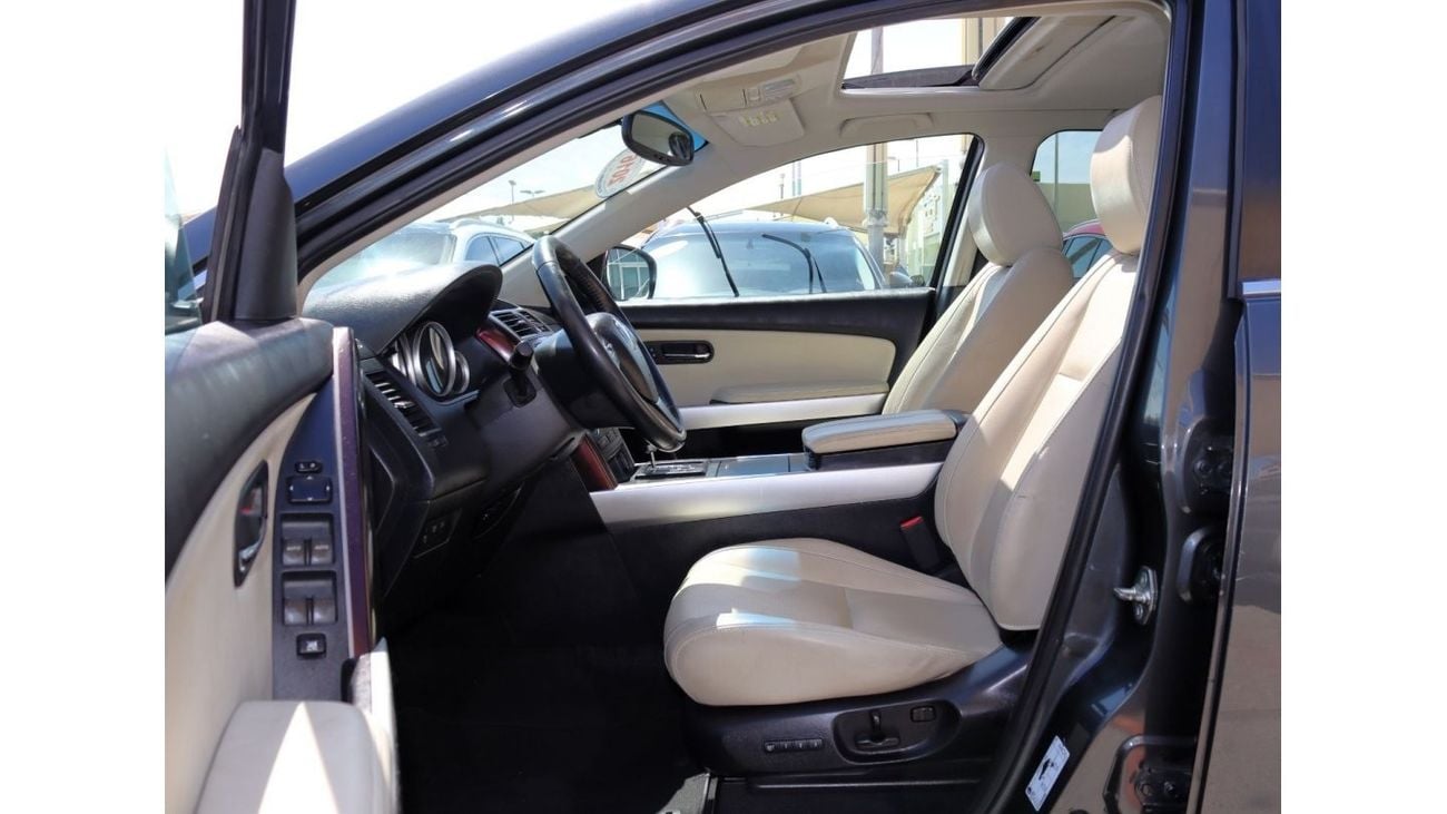 Mazda CX9 GTX LTD ACCIDENTS FREE - GCC - FULL OPTION - PERFECT CONDITION INSIDE OUT