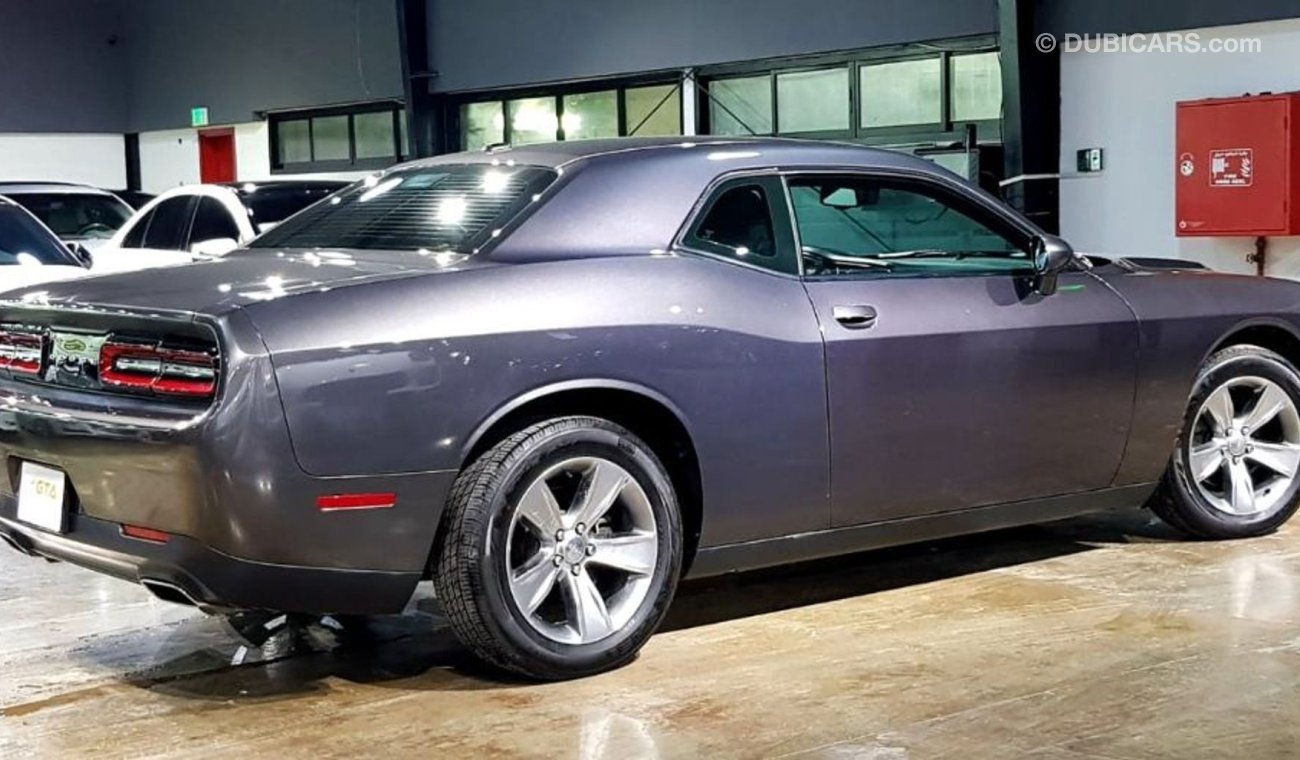 دودج تشالينجر 2015 Dodge Challenger SXT, Warranty, Service History, GCC, Low Kms