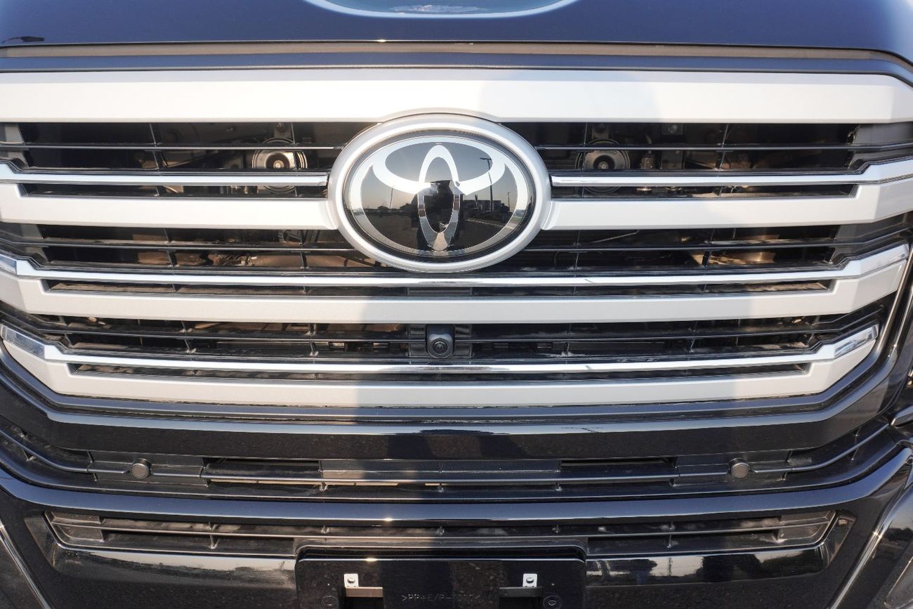 Toyota Land Cruiser 3.5T VXR Hybrid