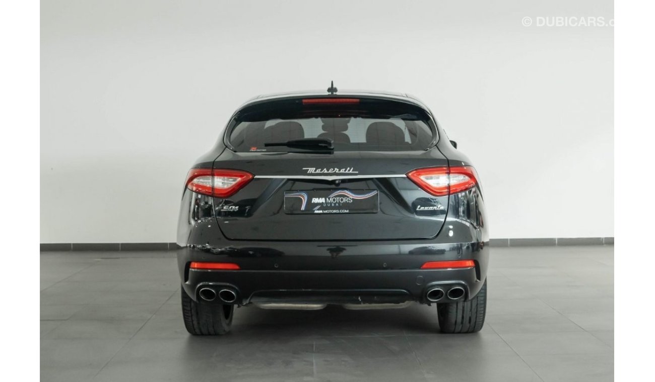 Maserati Levante 2018 Maserati Levante SQ4 Grand Lusso / Full Maserati Service History