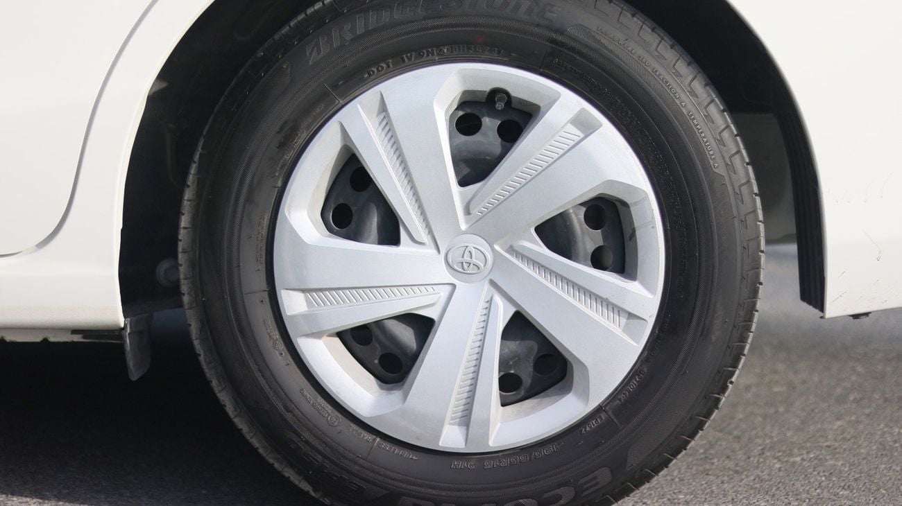 Toyota Yaris 1.5L G| FREE Agency Warranty | Zero Downpayment | Complete Service History