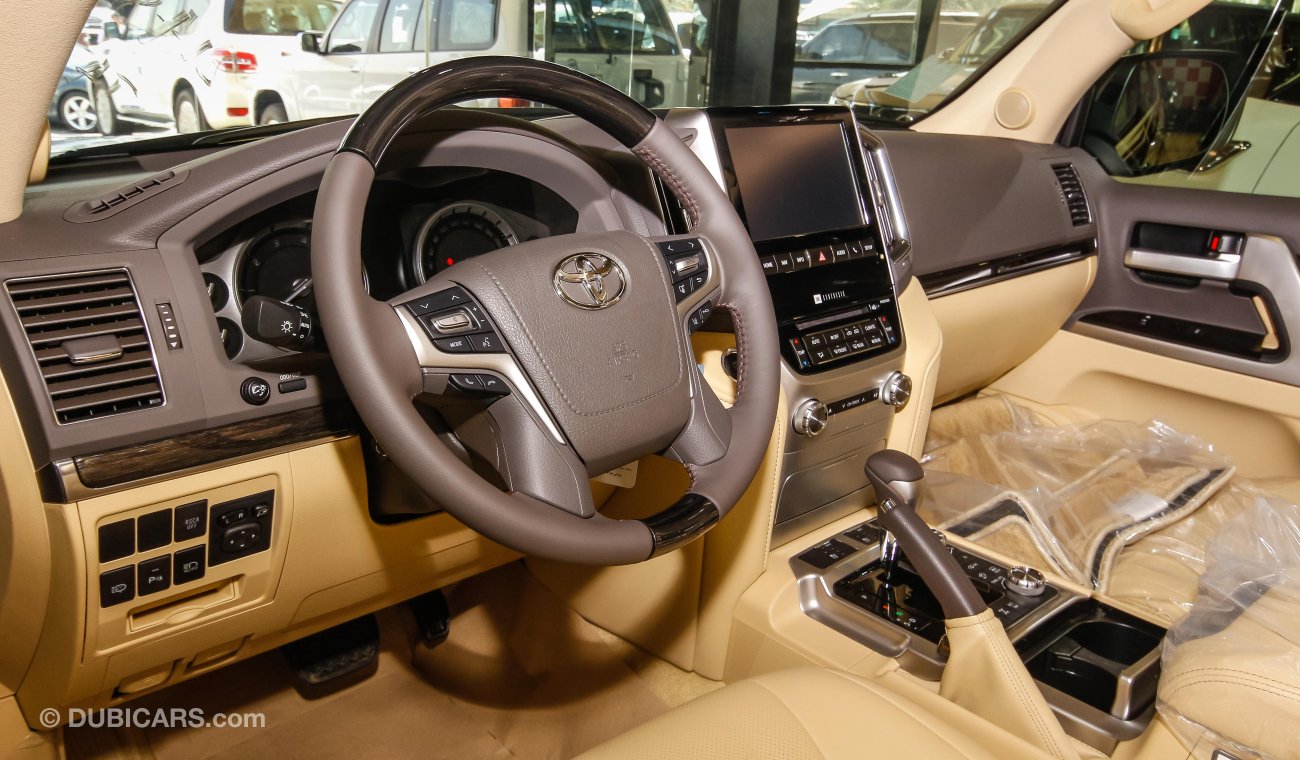 Toyota Land Cruiser VXS V8