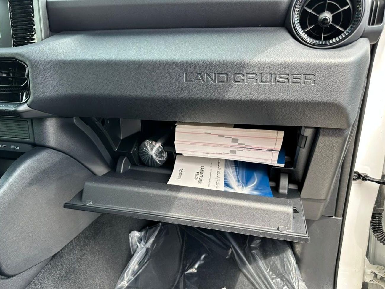 Toyota Prado TOYOTA PRADO 2.8L DIESEL 2024 GCC URBAN(EXPORT ONLY)