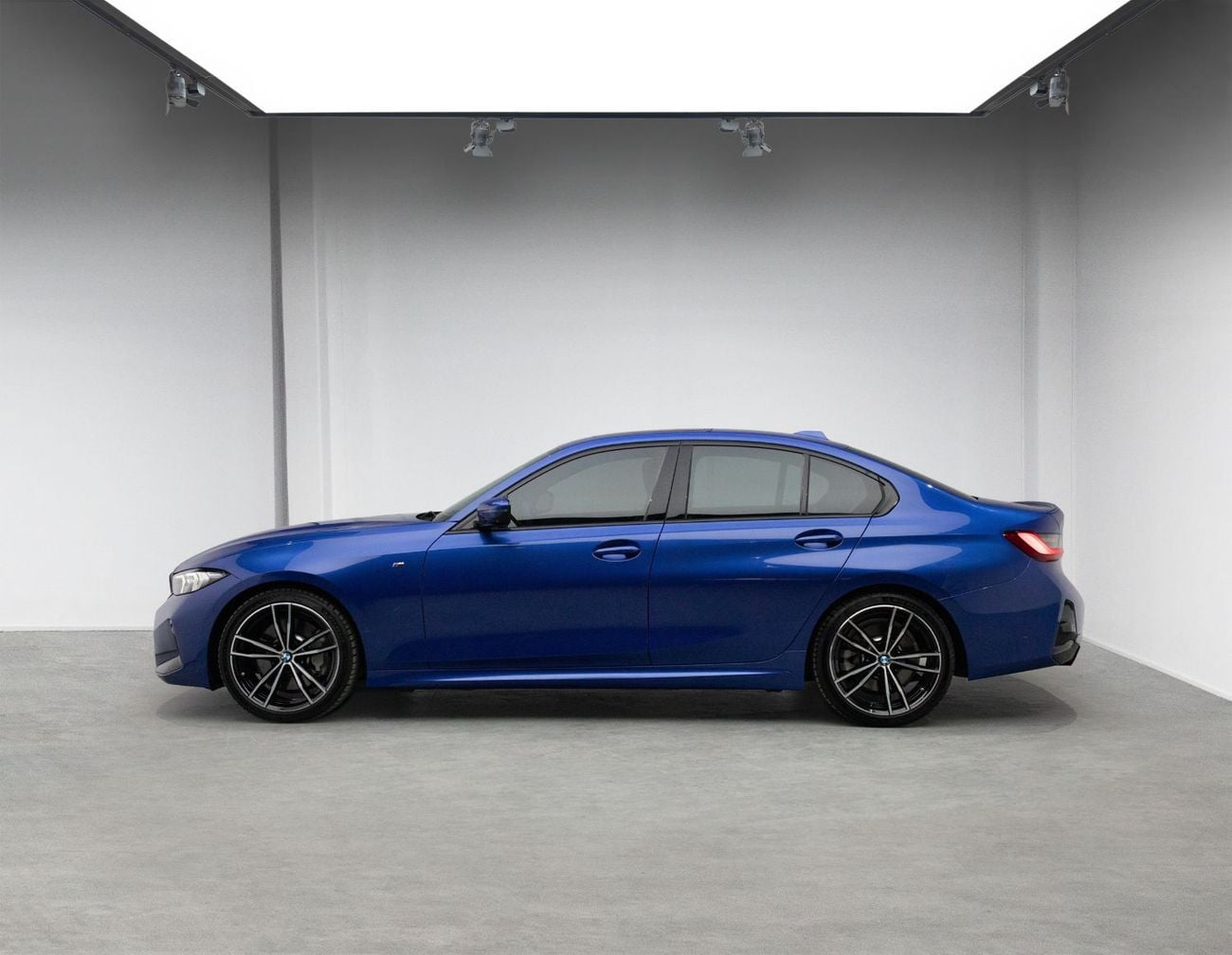 BMW 330i M SPORT