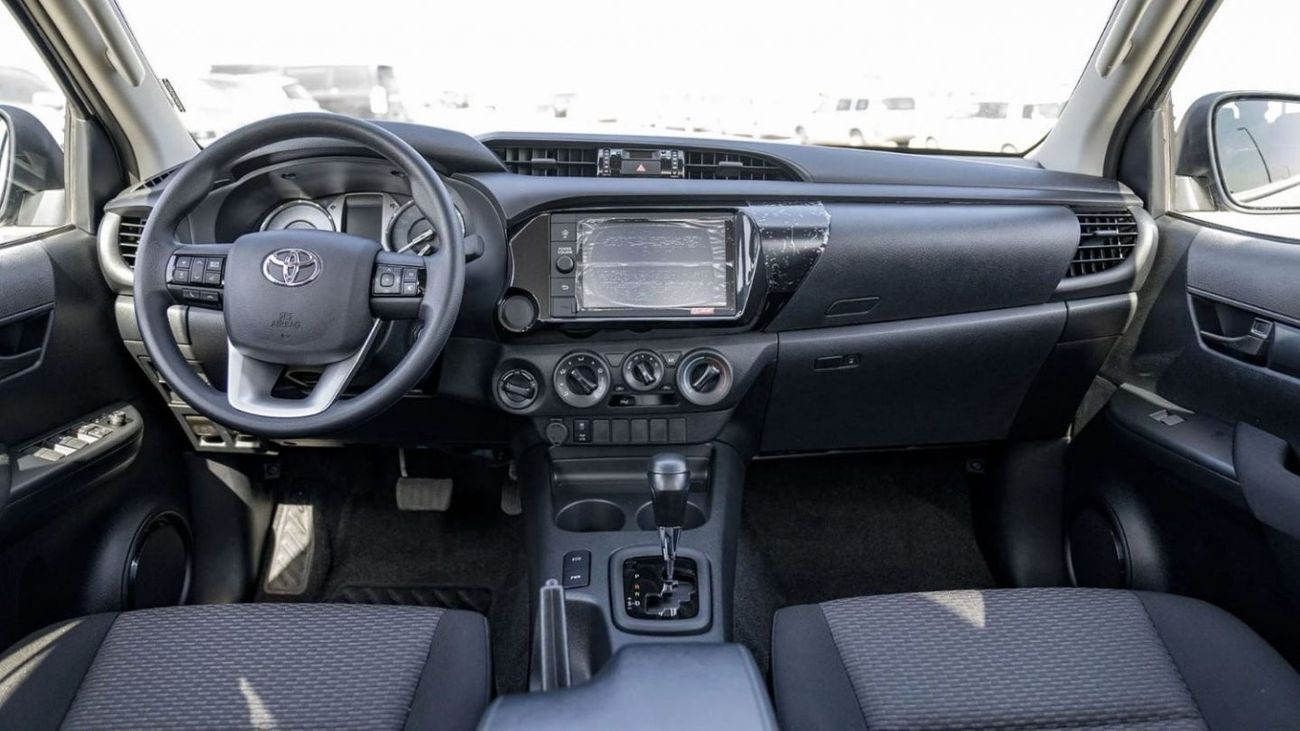 Toyota Hilux HILUX 2.4L AT