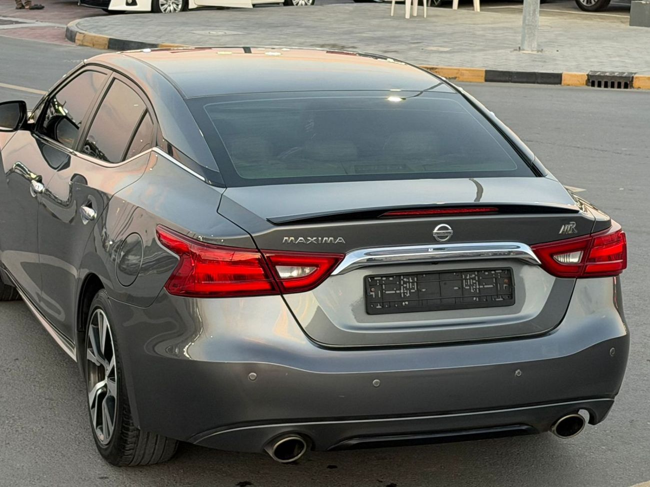 Nissan Maxima S 3.5L GCC Specs – Second Owner – Cruise Control