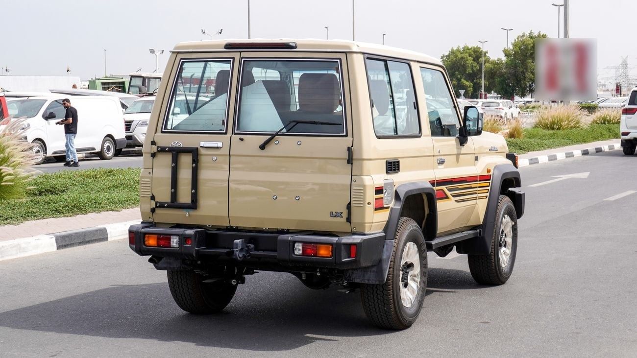 Toyota Land Cruiser 70 40Th 1984 anniversary LX 4.0 L V6