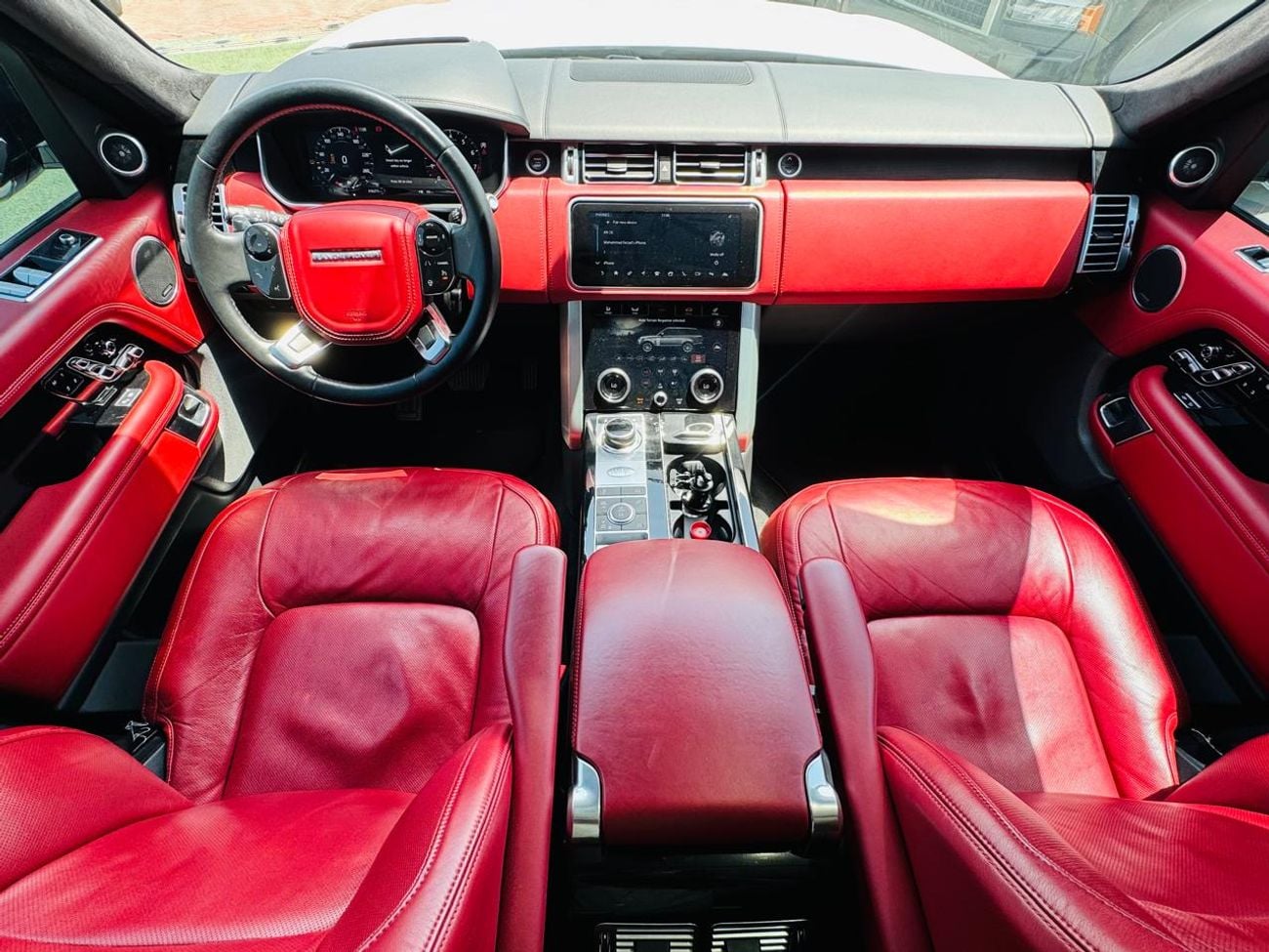 Land Rover Range Rover Range Rover Autobiography 5.0L Supercharged V8 engine producing 525-565 horsepower