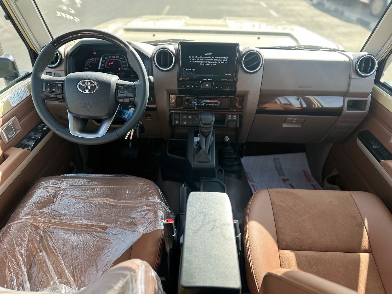 تويوتا لاند كروزر بيك آب