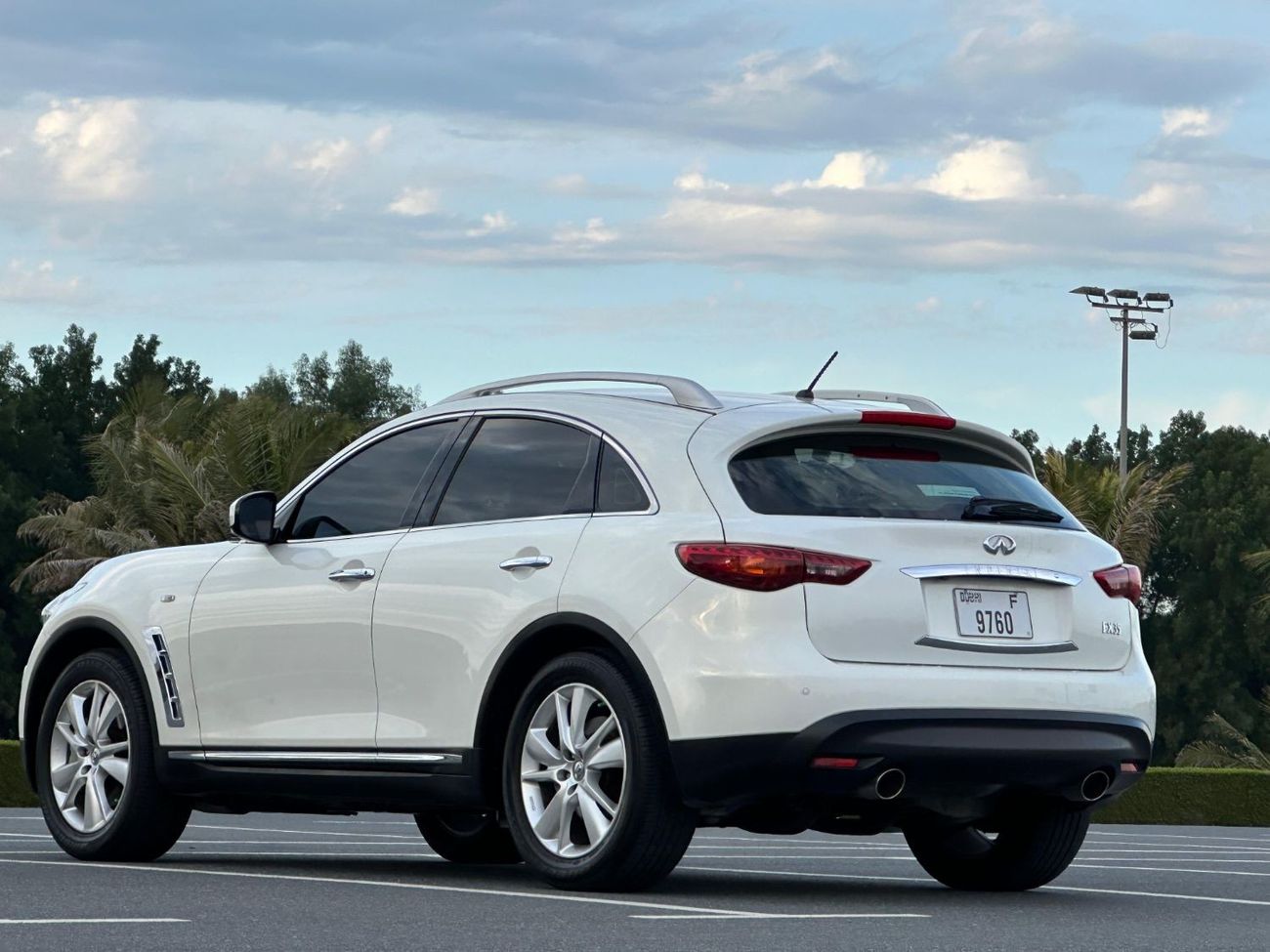 Infiniti FX35 Excellence INFINITI FX-35 2012 GCC//FULL OPITION // FULL SERVICE HISTORY AVAILABLE // PERFECT CONDIT