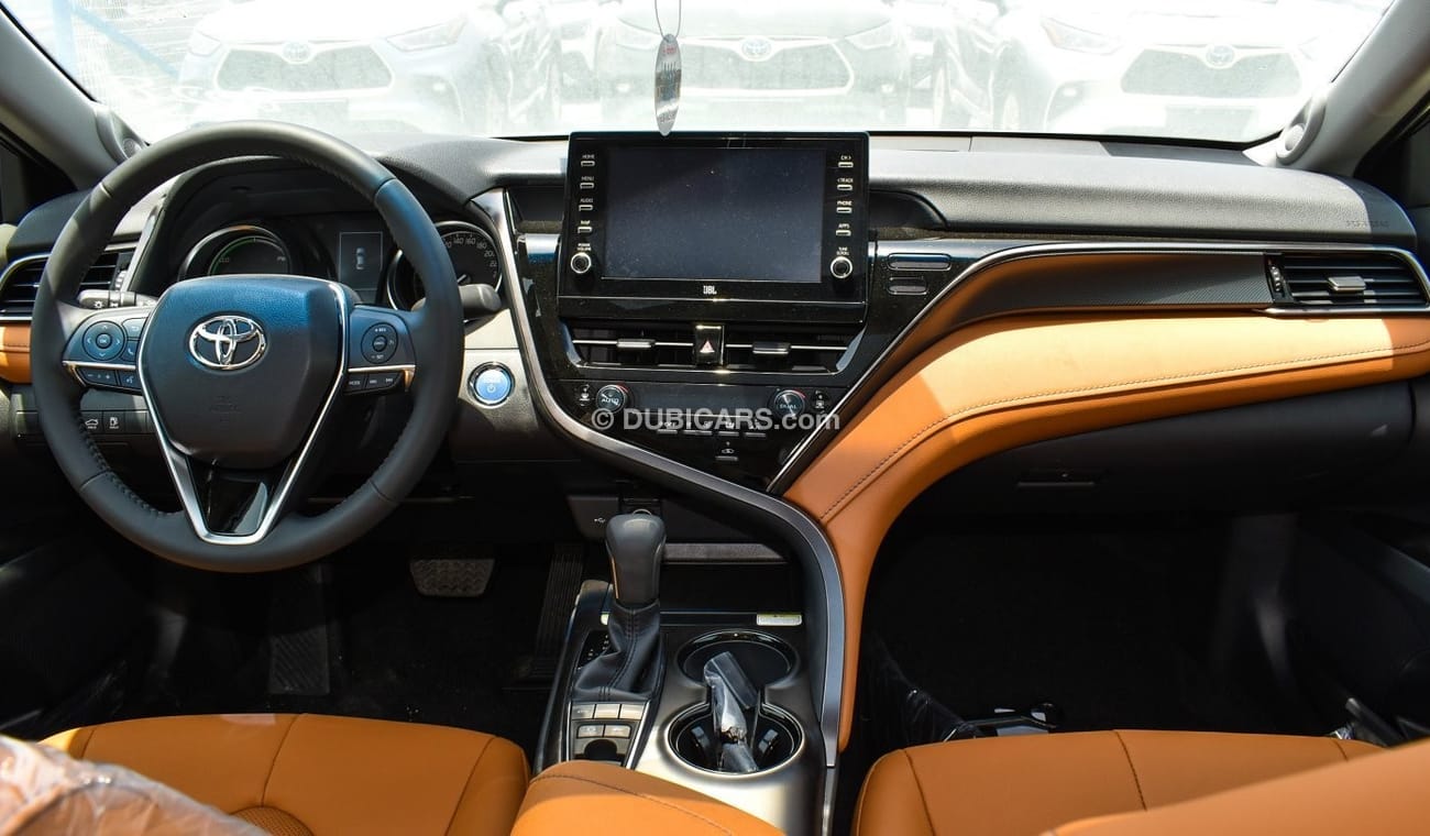 Toyota Camry TOYOTA CAMRY GLE-X 2.5L Hybrid - WHITE - 2023