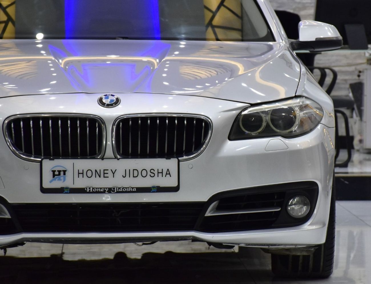 BMW 520i EXCELLENT DEAL for our BMW 520i ( 2015 Model ) in Silver Color GCC Specs