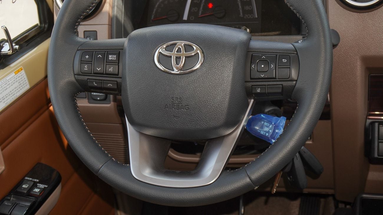 Toyota Land Cruiser 70 HT VXR LX 4.0L V6 A/T