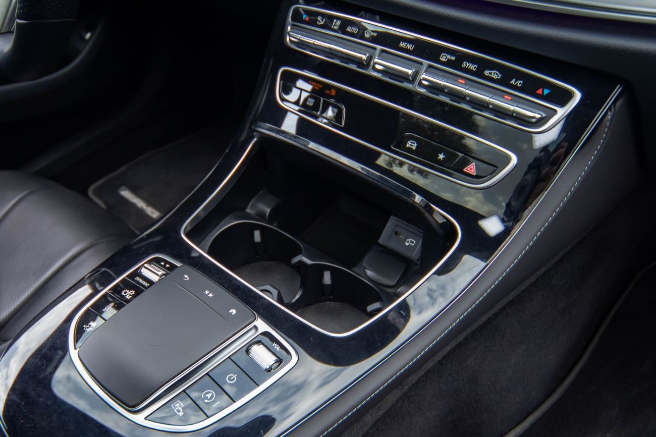 مرسيدس بنز CLS 53 AMG Mercedes ClS 53 AMG Model-2022 13.000Km only Like New 3.0L Turbo Charger 6Cylinder -429Hourse Power 