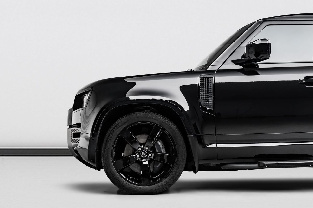 Land Rover Defender P400 110 X-Dynamic HSE 3.0L (5 Seater) 2025 Land Rover Defender 110 P400 HSE X-Dynamic, 2029 Land Ro