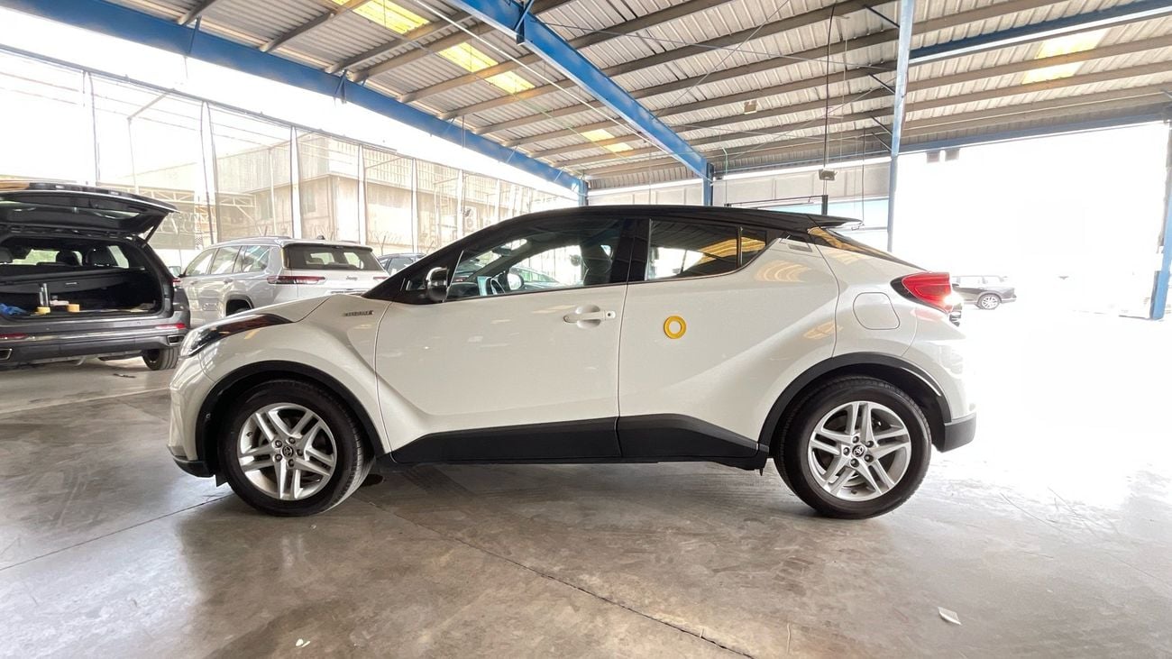 Toyota C-HR VX | Guaranteed Warranty | 0 Down Payment