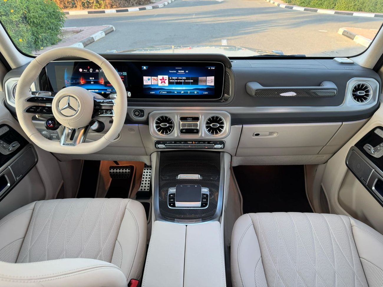 Mercedes-Benz G 63 AMG 4MATIC SUV **2025**GCC SPEC UNDER WARRANTY AND SERVICE CONTRACT