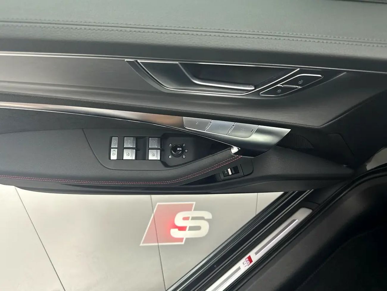 Audi A6 40 TFSI 2.0L Avant 40 TFSI 190hp S line (Ref# 002068) EXCLUSIVE RAMADAN OFFER