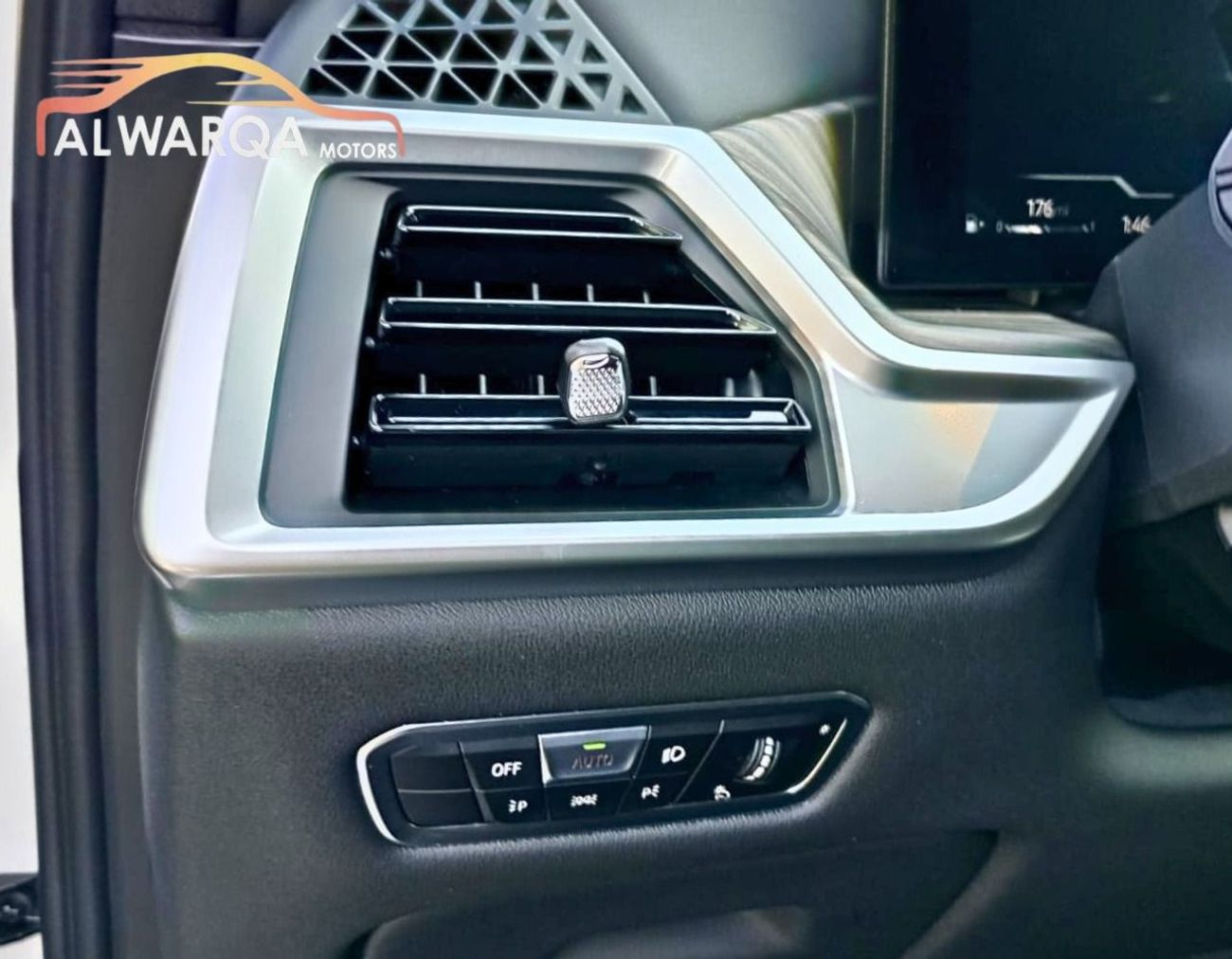 BMW X7 40i M Sport Pure 3.0L (335 HP)