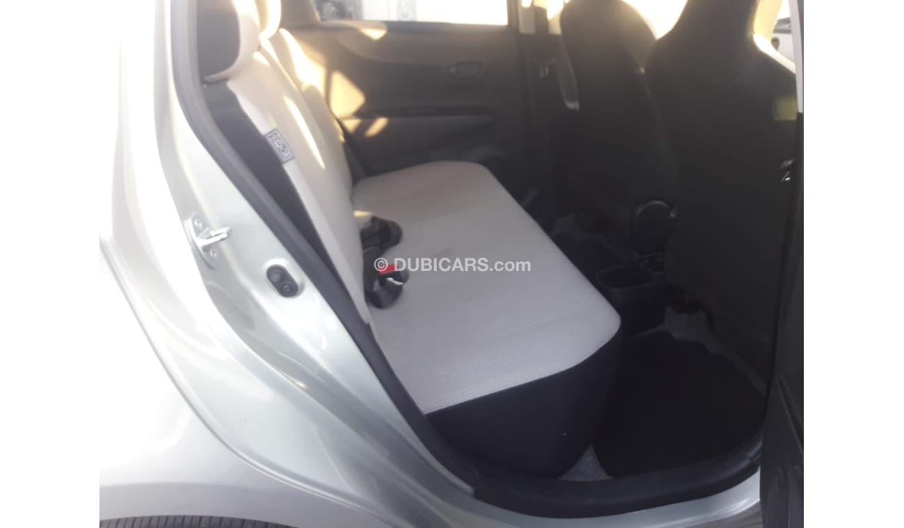 Toyota Vitz TOYOTA VITZ RIGHT HAND DRIVE (PM1108)