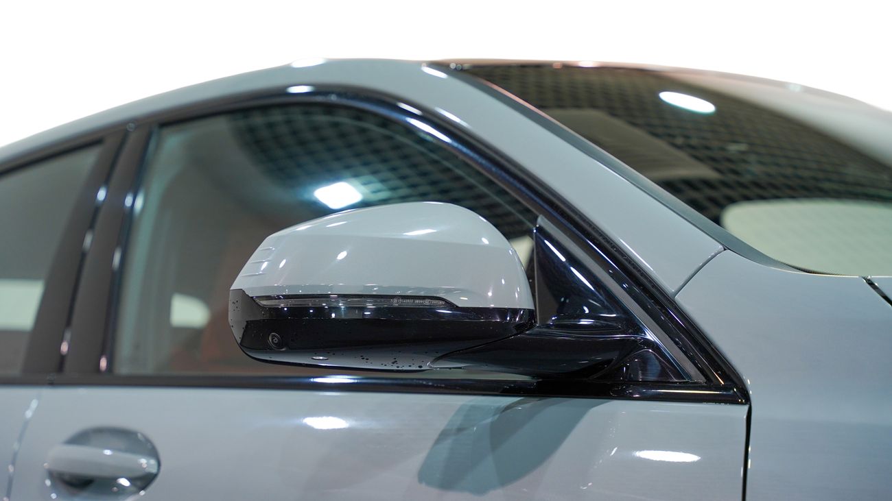 بي أم دبليو 118