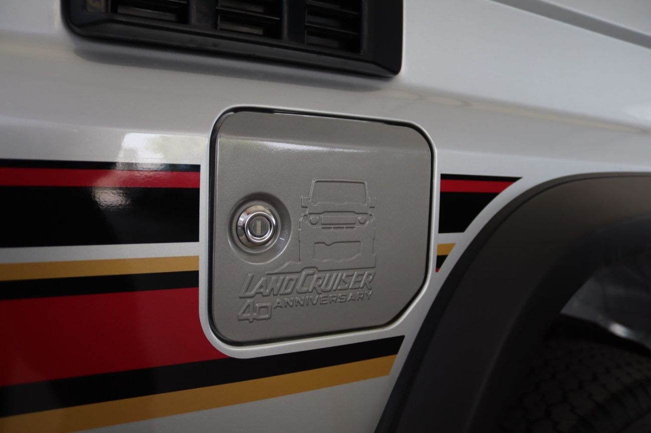 Toyota Land Cruiser 70 2025 LAND CRUISER GRJ76 4.0 V6 AT 40TH ANNIVERSARY  **EXPORT ONLY**التصدير فقط خارج الخليج**