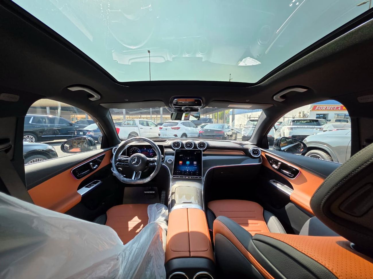 مرسيدس بنز GLC كوبيه 200 AMG Premium under Agency Warranty 2026 GCC