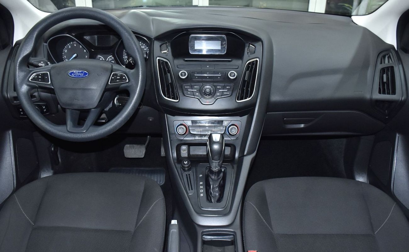 فورد فوكاس EXCELLENT DEAL for our Ford Focus ( 2015 Model ) in Silver Color GCC Specs