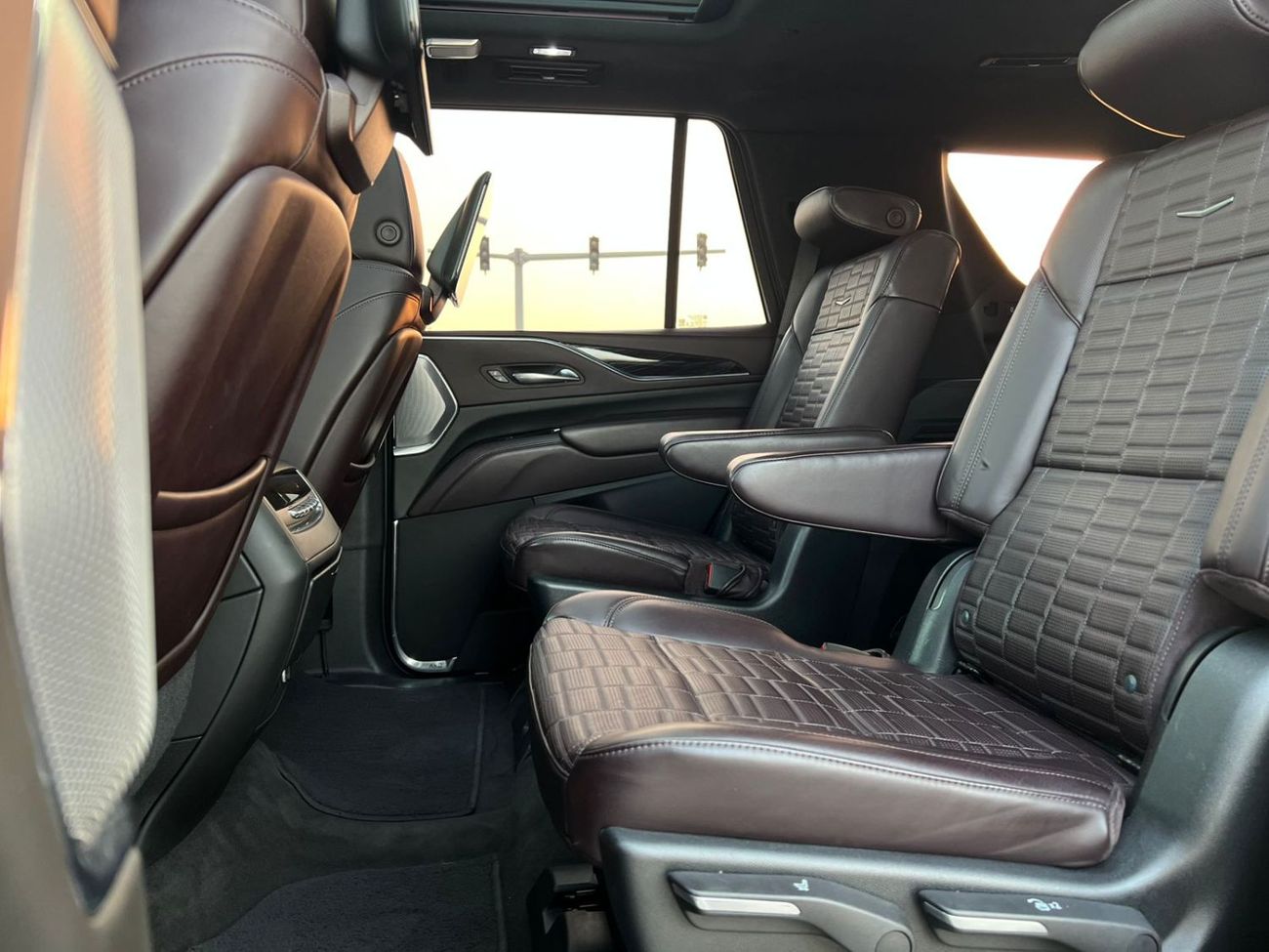 كاديلاك إسكالاد Escalade-V 6.2L