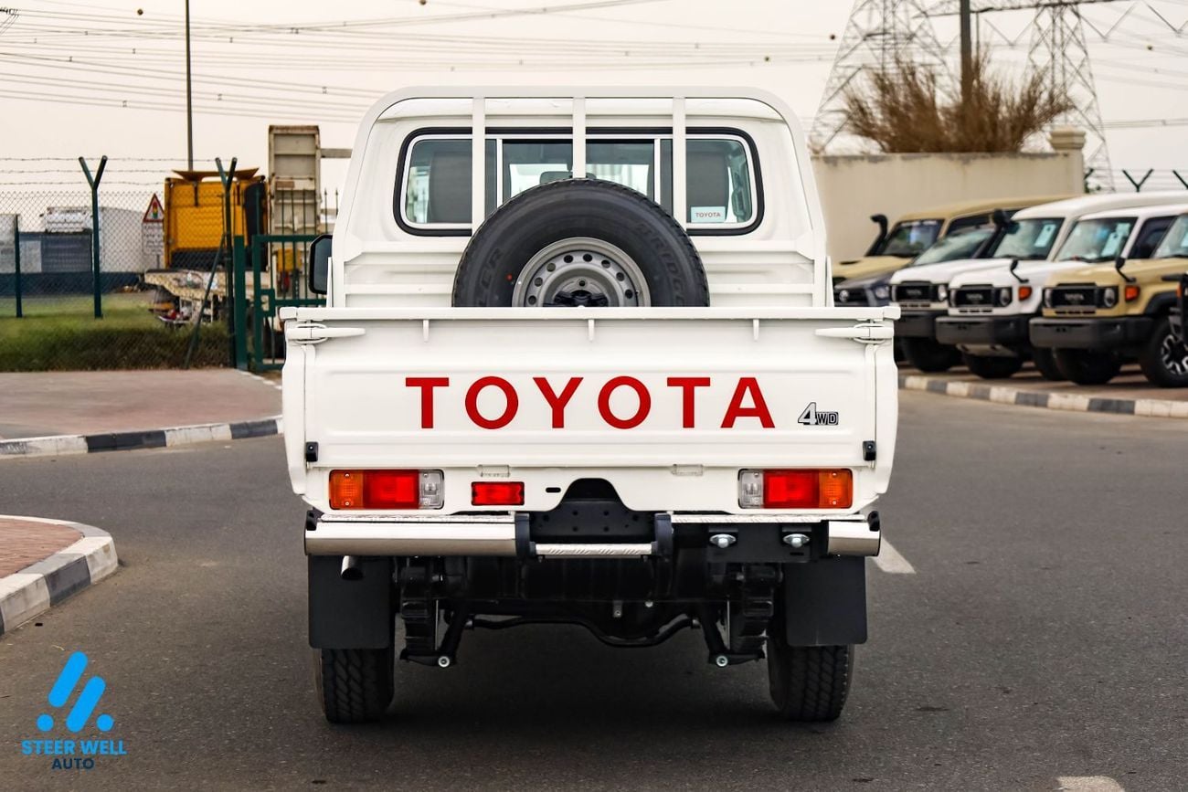 Toyota Land Cruiser Pick Up Double-Cab LC 79 | 2.8L Turbo DSL | GCC Specs | 4WD MT | Heavy Duty Workhorse | Export Ready