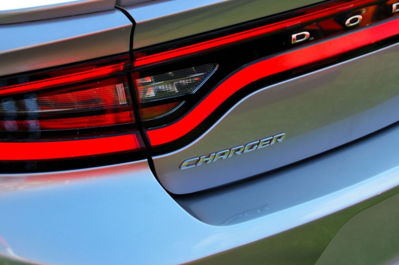 Dodge Charger R/T Highline CHARGER//RT/V8/5.7L**VERY CLEAN **ORIGINAL AIR BAGS**VERY GOOD CONDITION