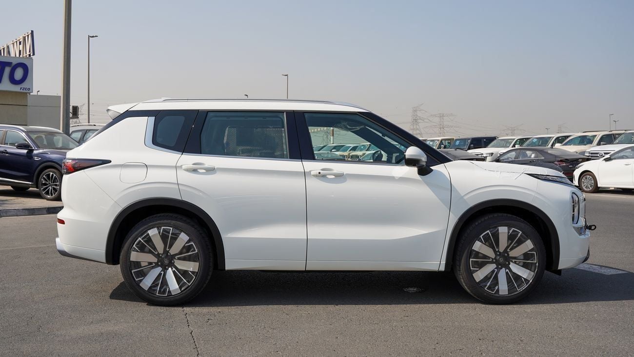 Mitsubishi Outlander Brand New 2026 Mitsubishi Outlander High Line (G03) 2.5L | 7-Seater SUV | GCC Spec | Export Only
