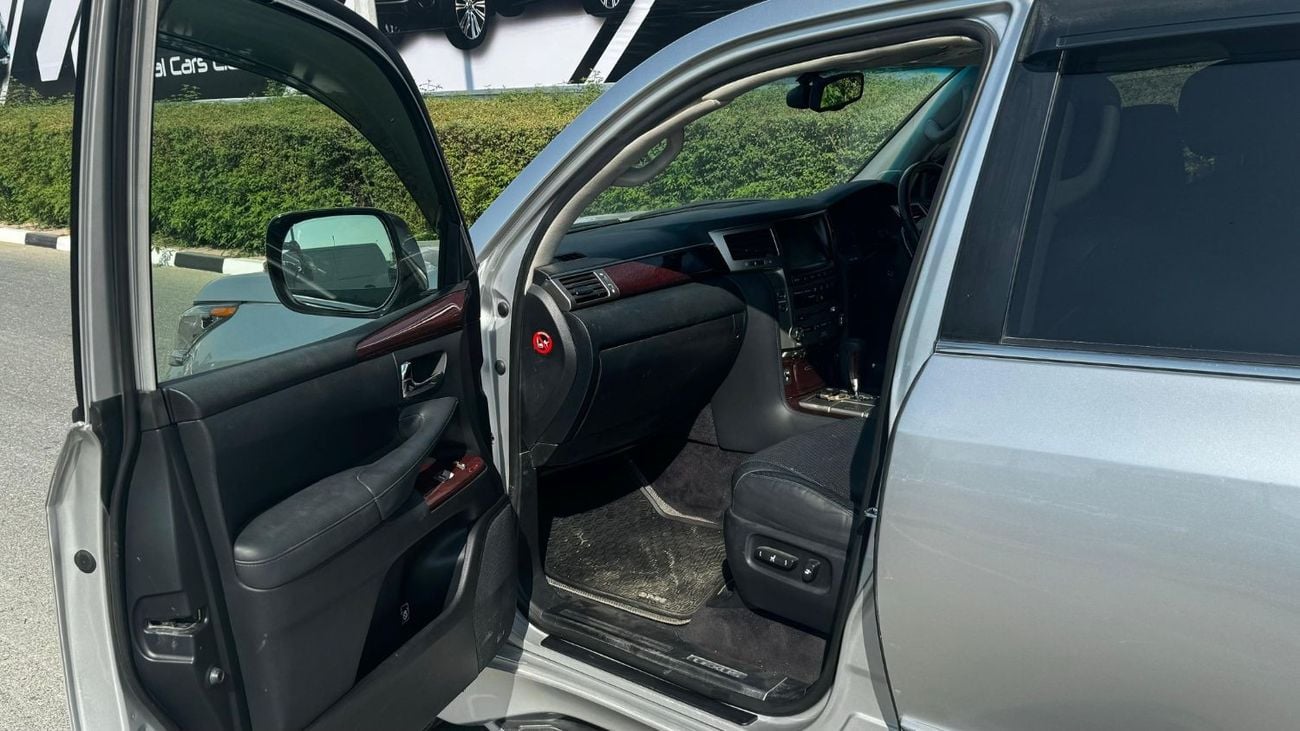 Lexus LX 470 LX570 ,RIGHT HAND DRIVE  ,PETROL 5.7 LITER ,AUTOMATIC