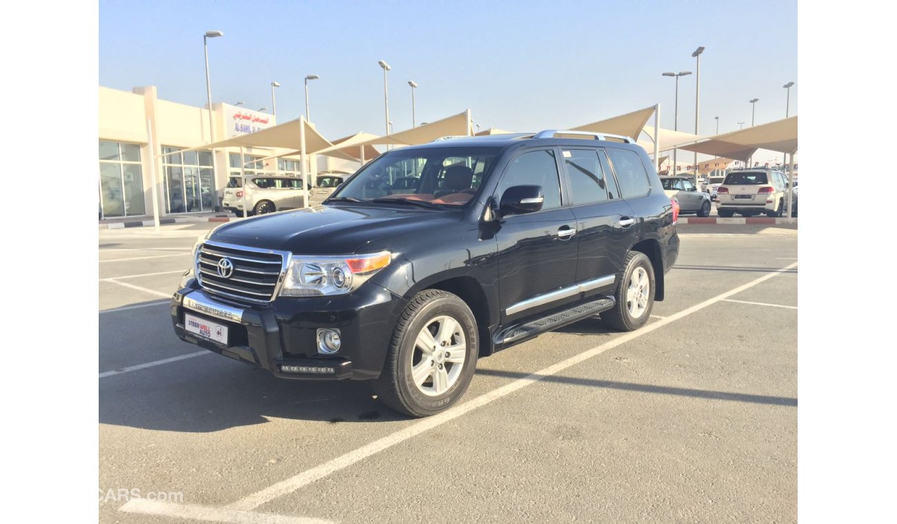 Toyota Land Cruiser GXR V6