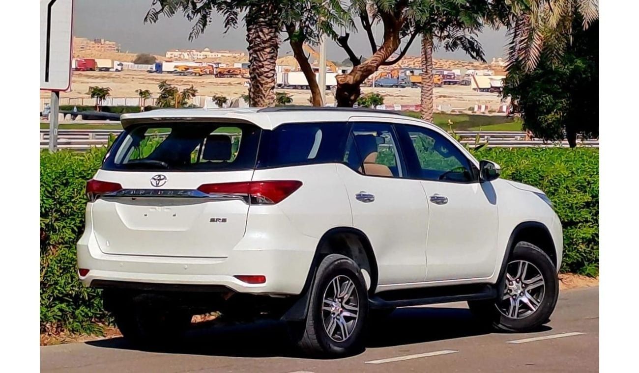 Toyota Fortuner TRD 2.7L 2019 2.7L GCC 4X4 (1170/-MONTHLY)