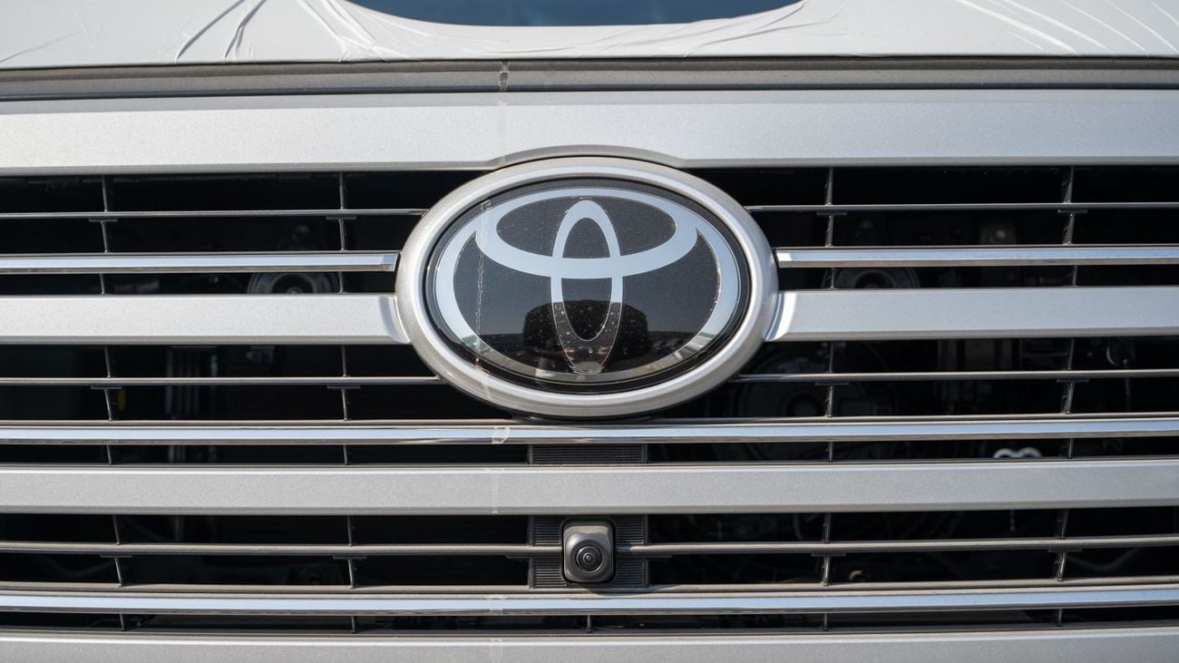 Toyota Land Cruiser TOYOTA LANDCRUISER 4.0 VX HI -2025YM