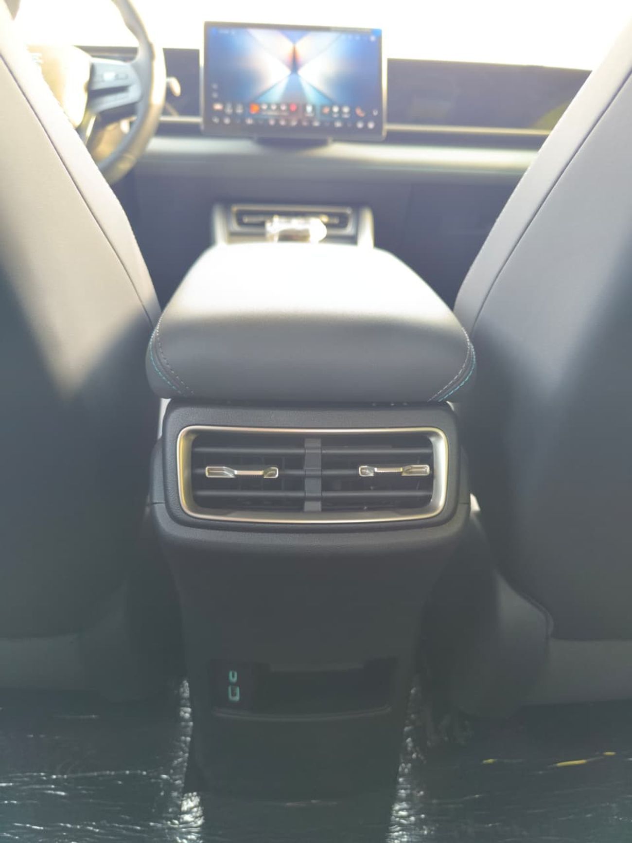 BYD Qin L DM-i DM-i (Plug In Hybrid) EV range 80km with Smart Drive Brand New Car 2025