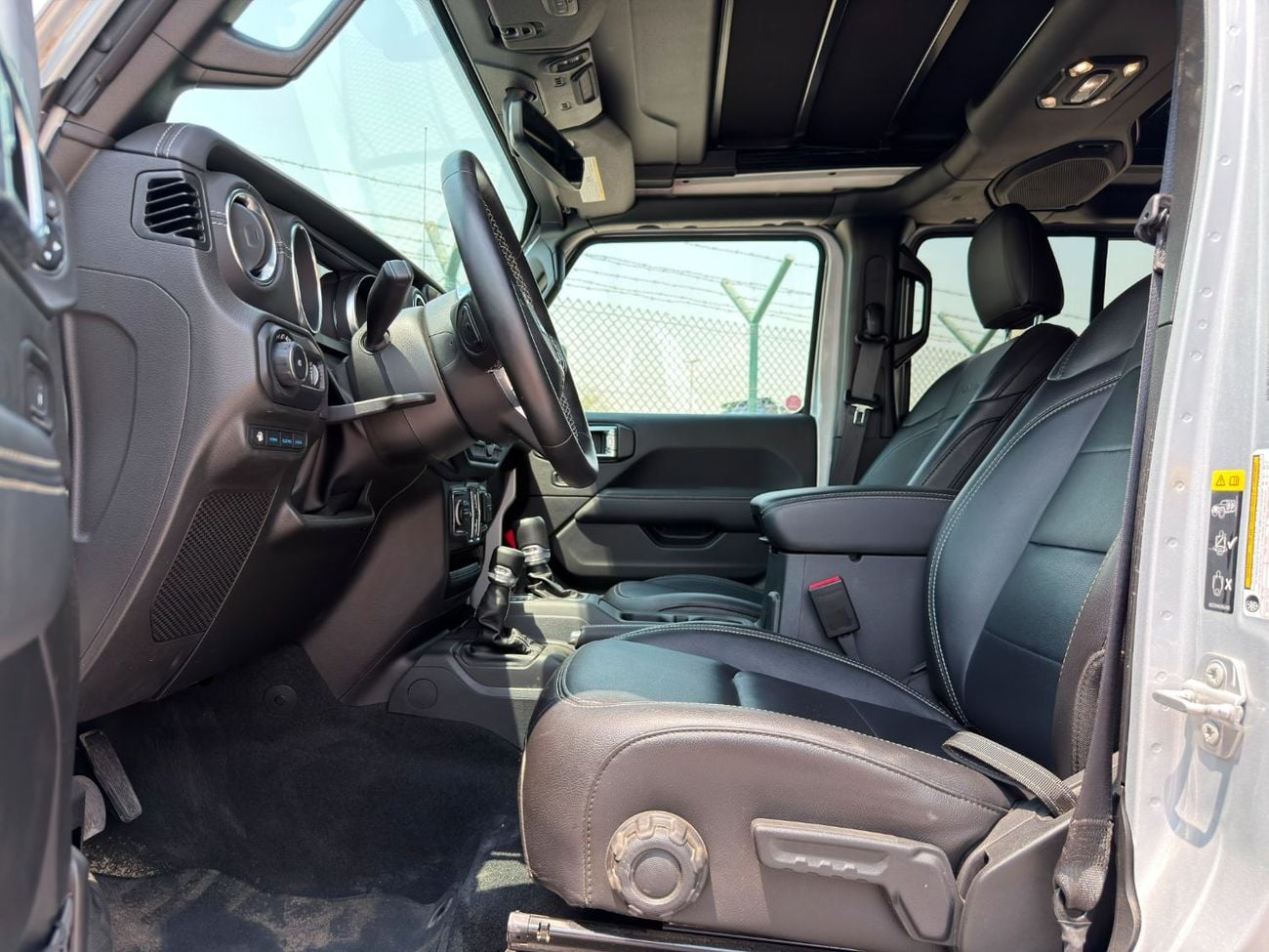 جيب رانجلر 2023 Export Price @ 135,000 AED